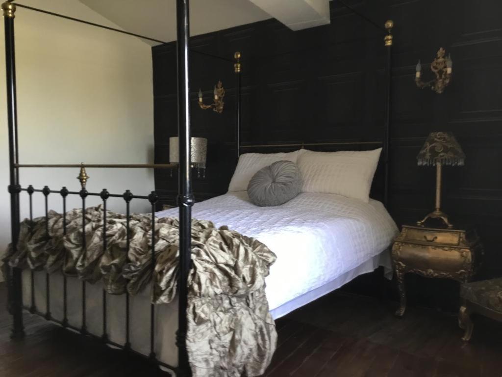Вилла La Cour Blanche Verteuil-sur-Charente Экстерьер фото